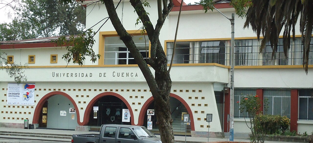 Universidad de Cuenca - panoramio