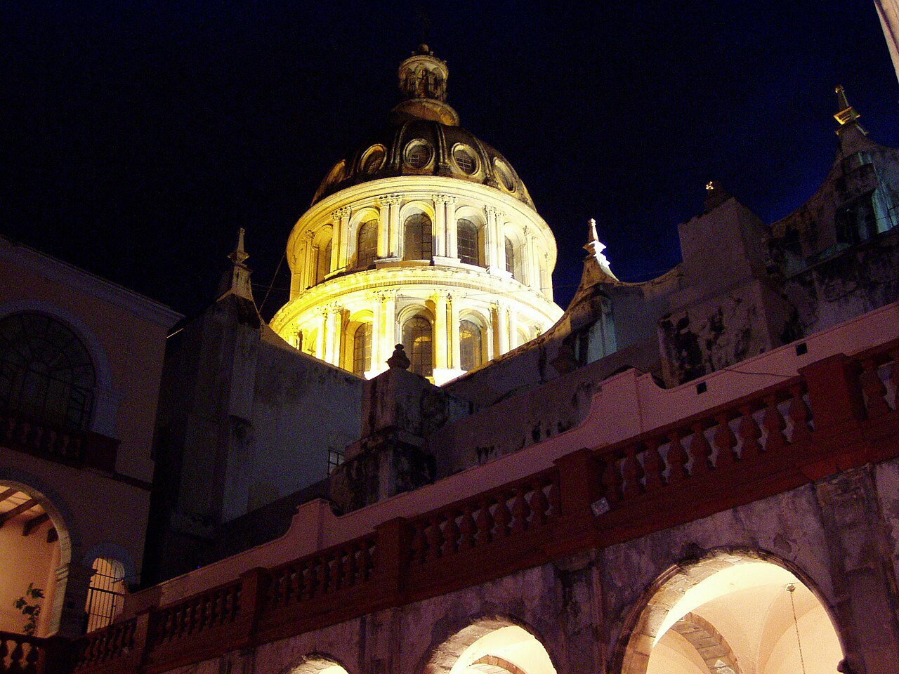 Universidad de Guanajuato noche
