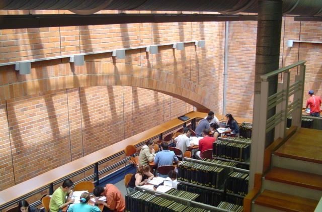 InteriorBibliotecaEAFIT
