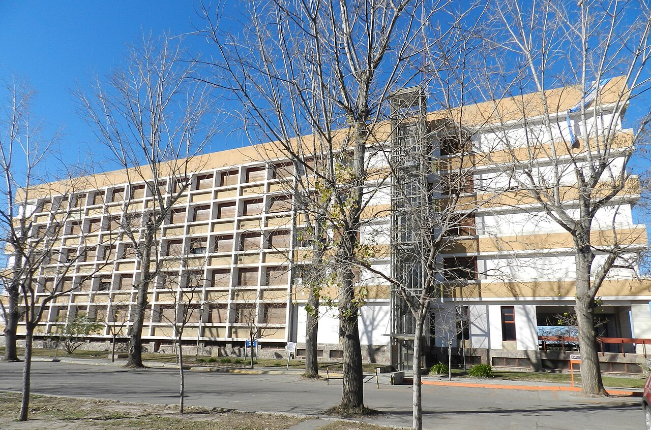 Edificio de Filosofía y Letras UNCuyo