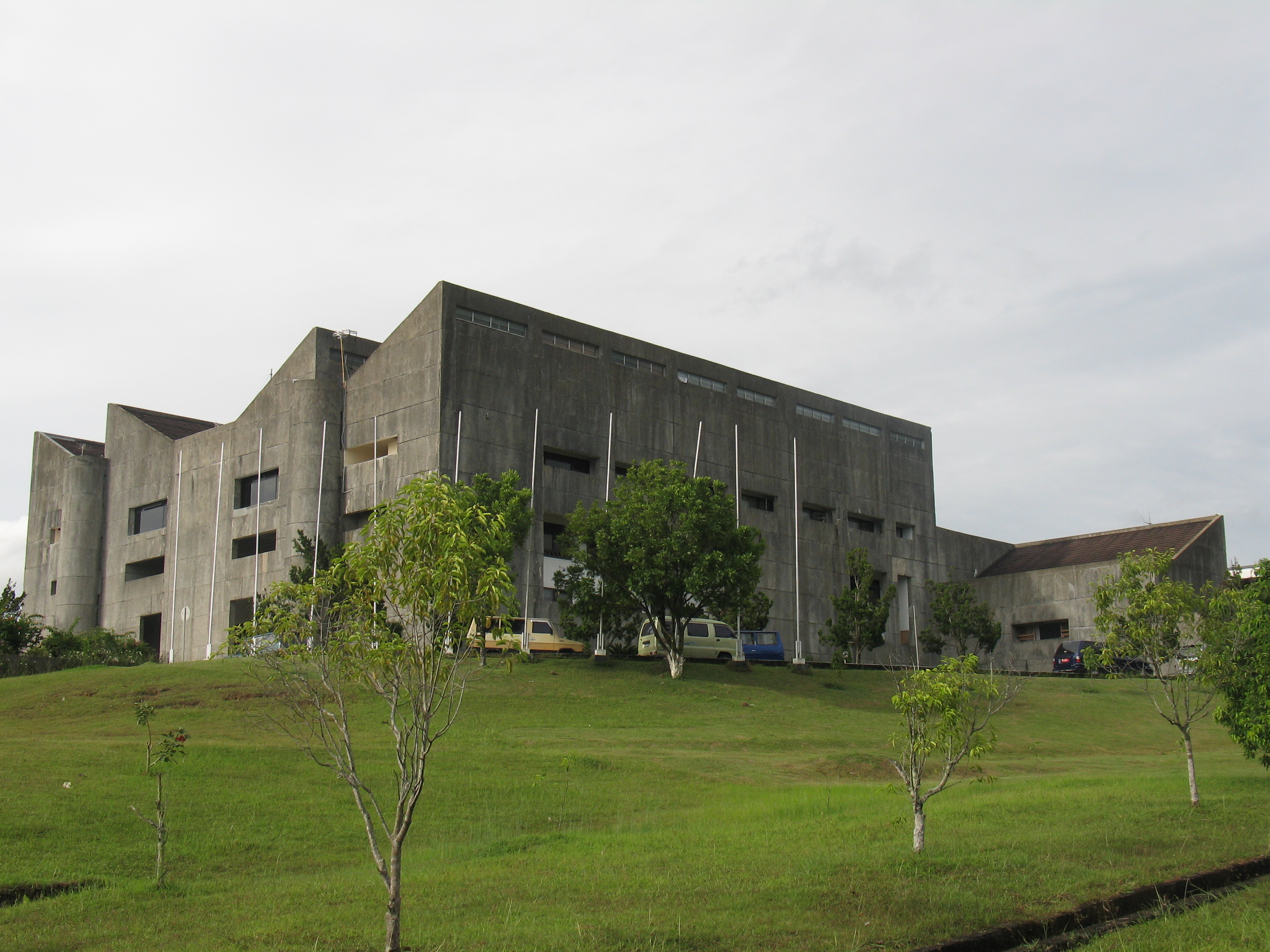 安达拉斯大学