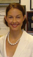 Ashley Judd head